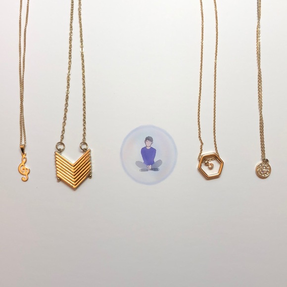 Gold necklace collection *individual or all* - Picture 1 of 3